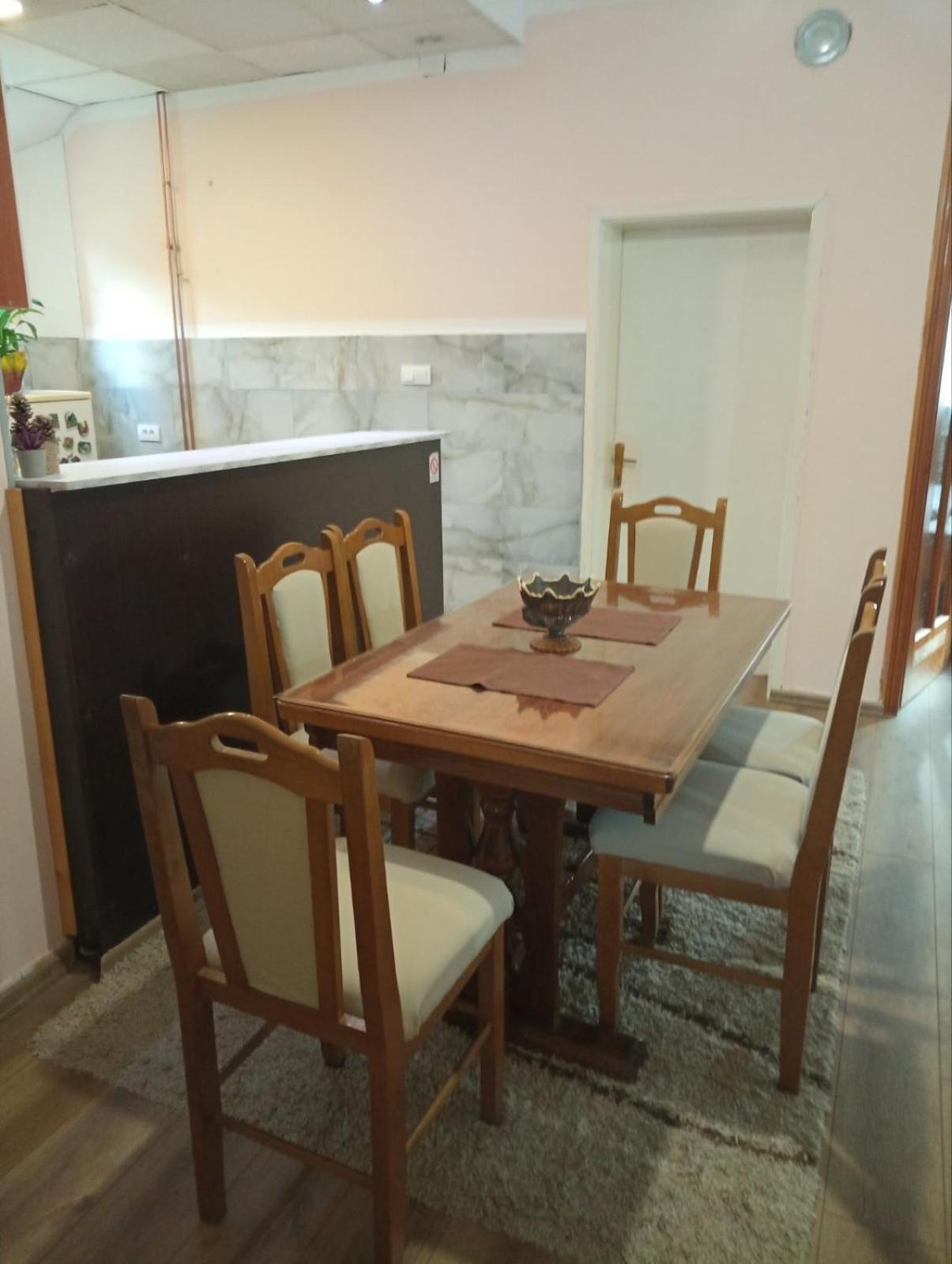 Apartman Dunja I Milos Μόκρα Γκόρα Εξωτερικό φωτογραφία